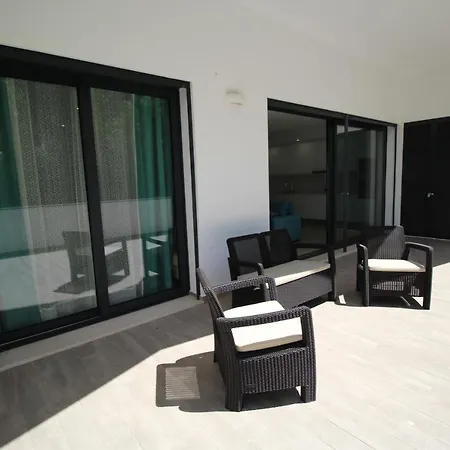 T1 Bellevue Terrace Апартаменты Портиман
