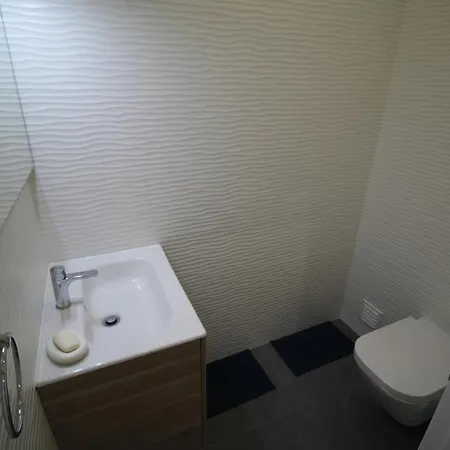 T1 Bellevue Terrace Портиман